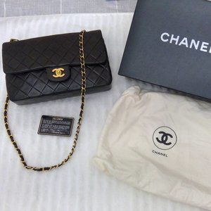 Classic Chanel medium double flap lambskin handbag